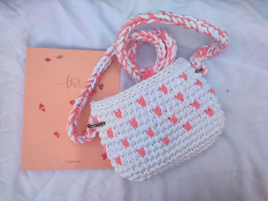 Продам вязаные сумки ручной работы