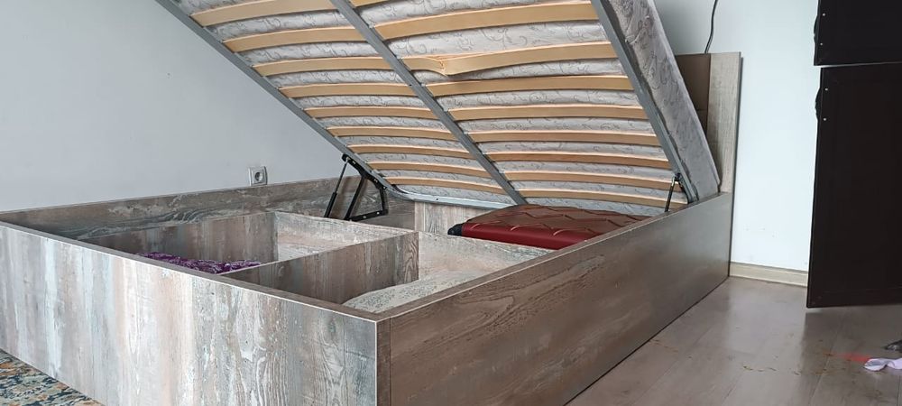 Продается спальня