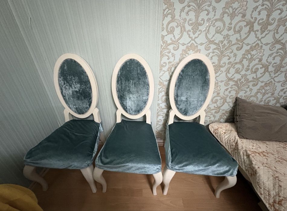 Продам стулья мягкие