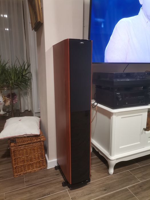 Тонколони Jamo S606