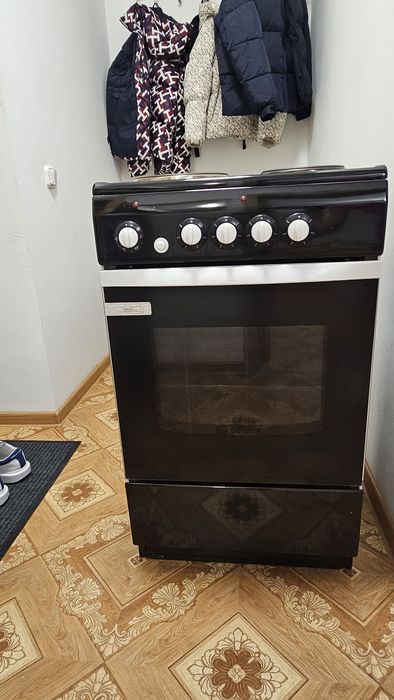 Электрическая плита Deluxe