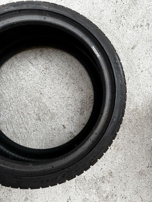 Pirelli Sottozero 225 40 18