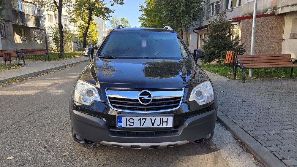 Vând Opel antara