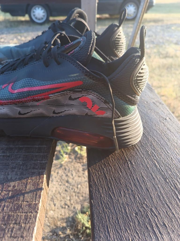 Продавам Маратонки NIKE AIR 2090
