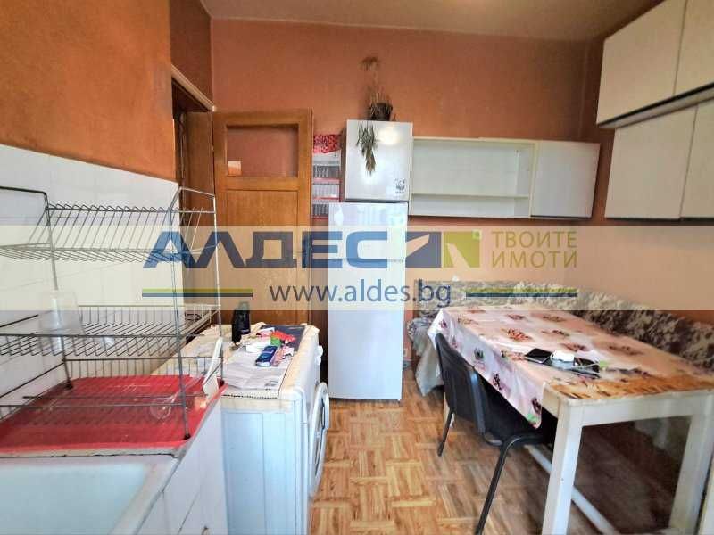 Продава се Двустаен апартамент в София, Център - 77 кв.м за 3052 €/кв.м - Снимка #10