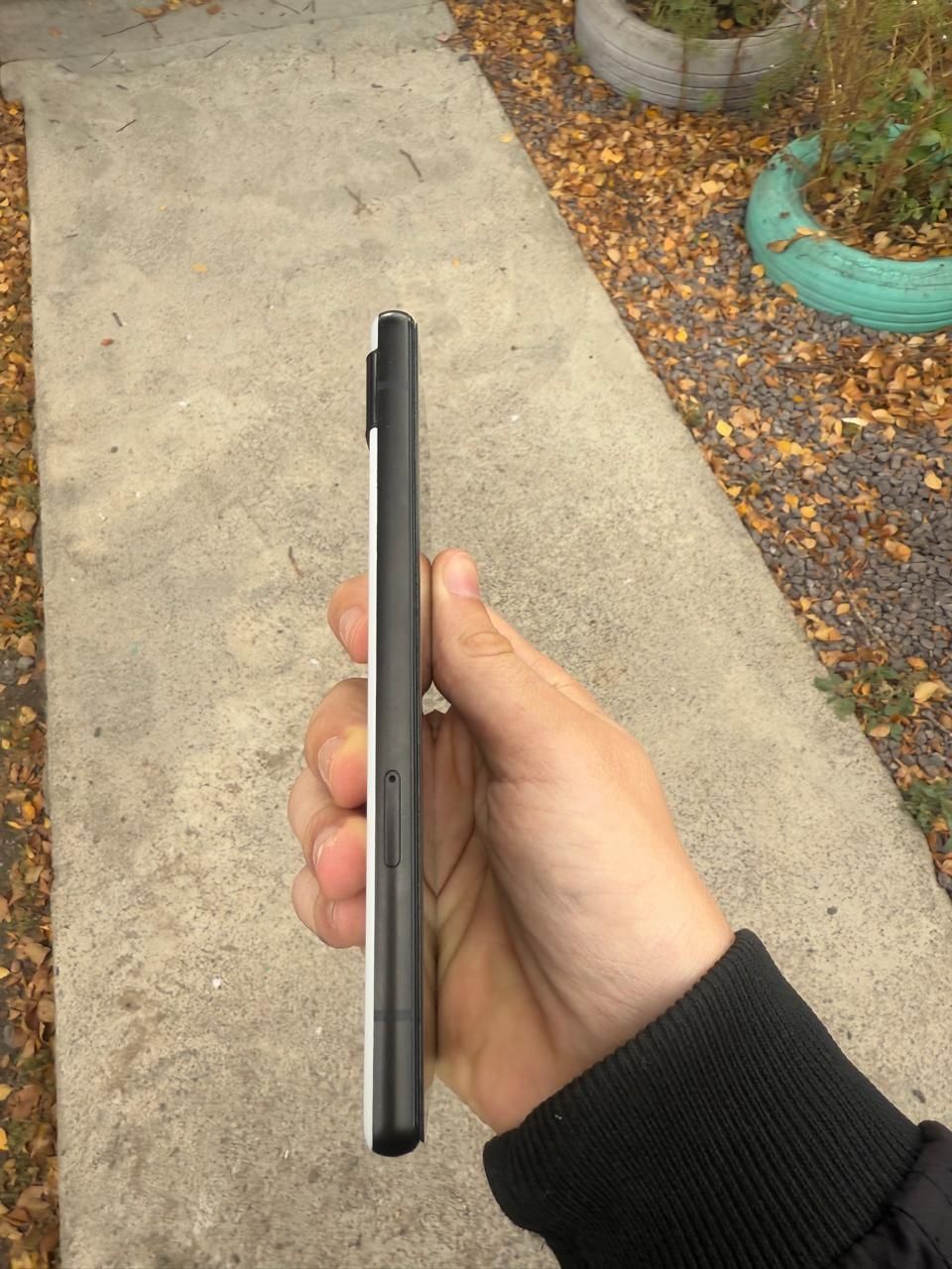 Google  Pixel  6a