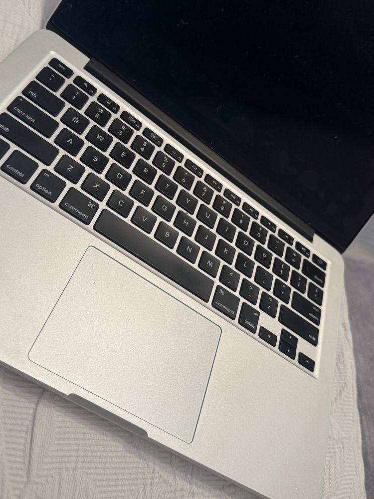 Macbook pro A1425 defect