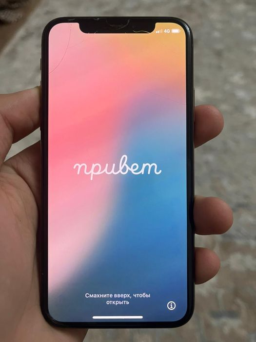 iPhone XS 64GB в отличном состоянии