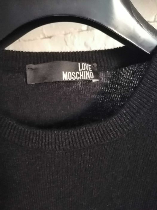 Оригинален пуловер LOVE MOSCHINO, M размер