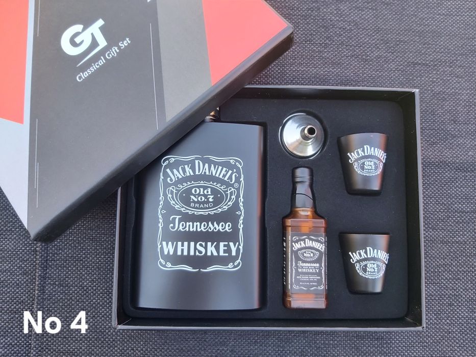 Подаръчен комплект Jack Daniel's,манерка,запалка и чаши,четири модела