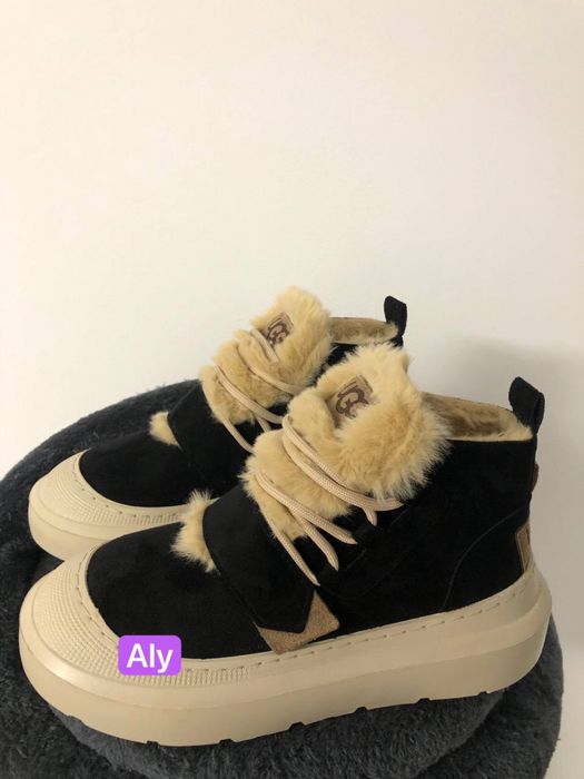 Ugg îmblānite pe stoc