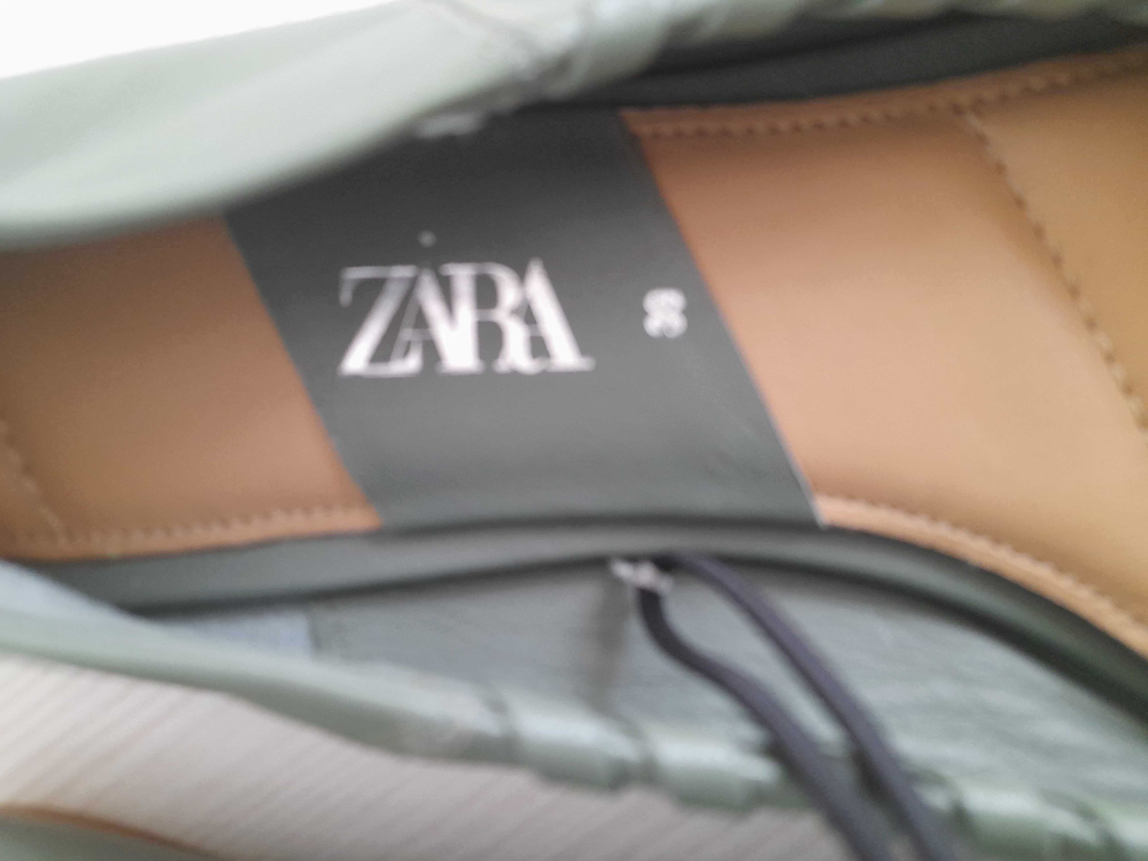 Новые Балетки остроносые фирмы Zara, цвет Хаки, размер 39
