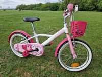 Bicicleta copii/  fete Decatlon +roti ajutătoare.