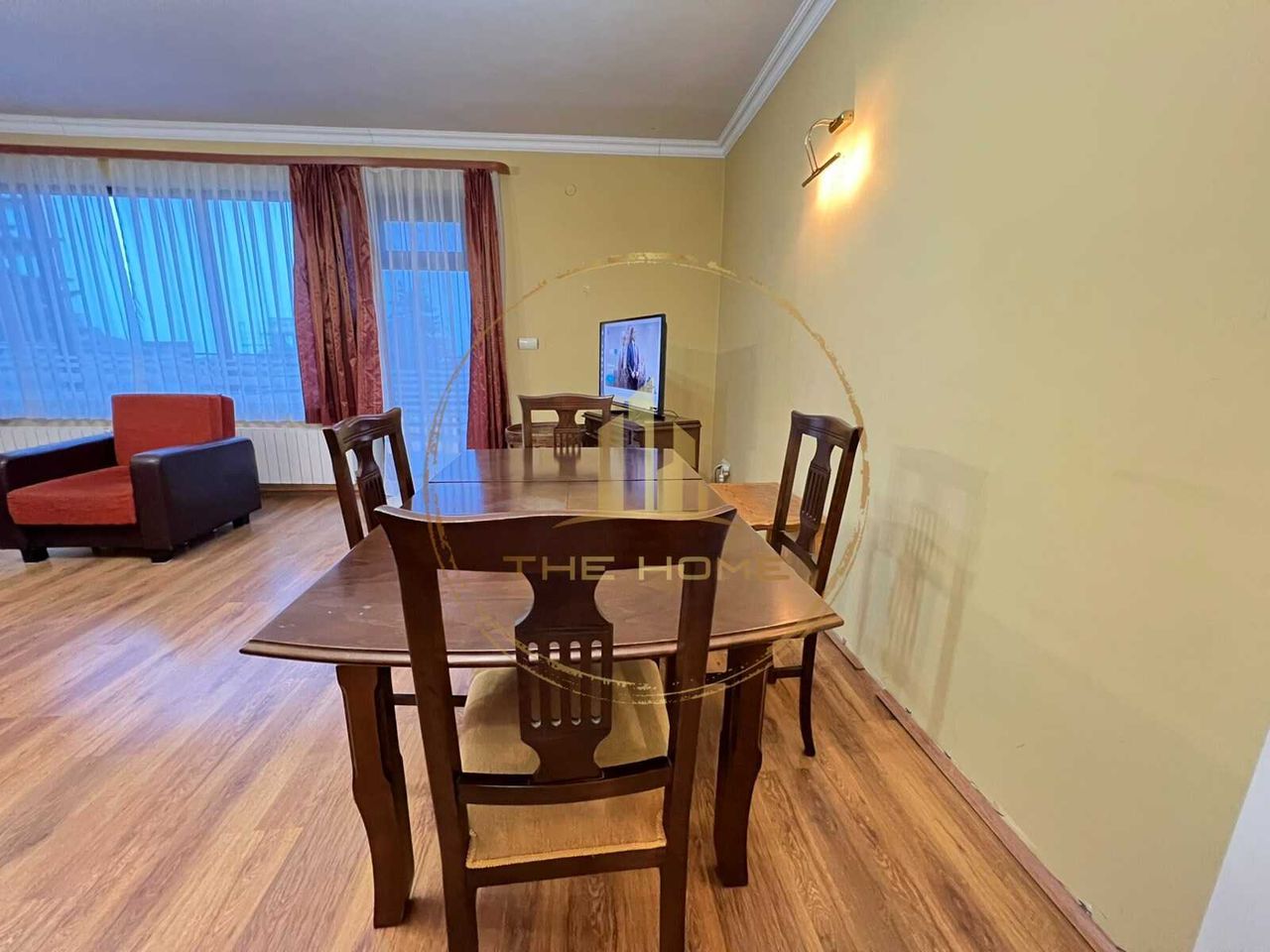 Дава се под наем Етаж от къща в Варна, м-т Траката - 135 кв.м за 650 € - Снимка #2