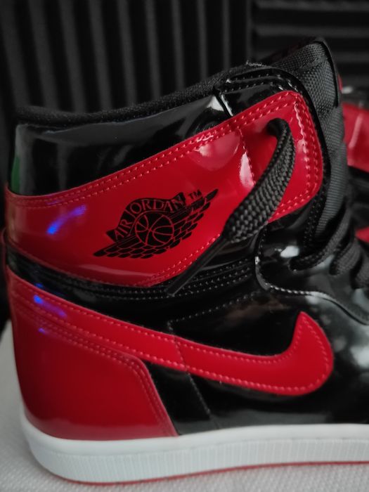 Air Jordan 1 Retro High OG Patent Bred