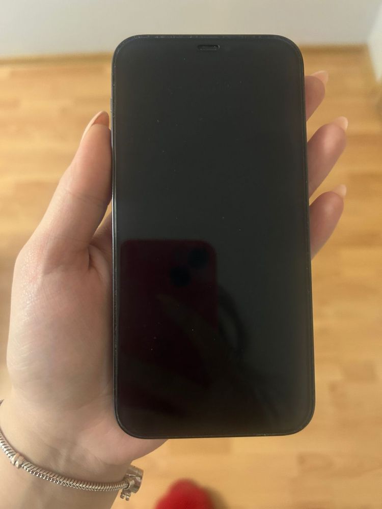 Iphone 12 про, 256 гб, face id работает, экран не менялся