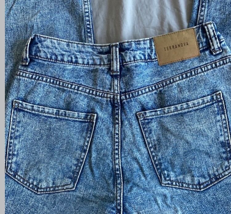 Тъмно сини дънки terranova