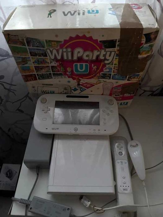 Nintendo Wii U Premium Set White box select Working