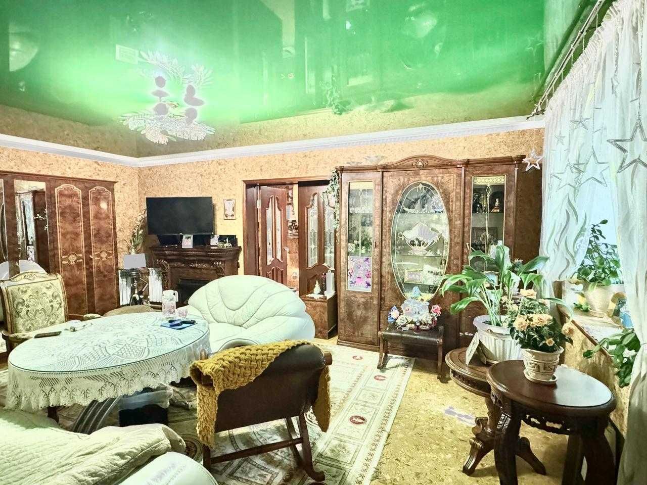Усадьбу продам в парковой зоне!