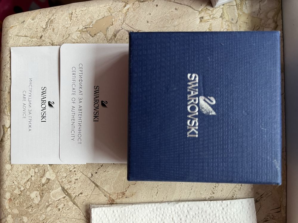 Обeци SWAROVSKI с кристал