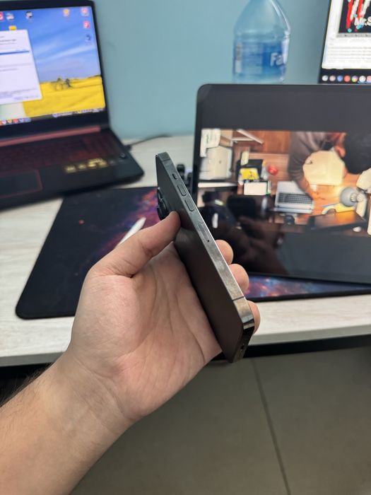 Iphone 13 pro ideall 455$
