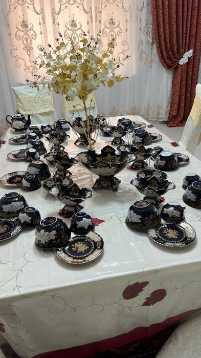 Чинни буюмлари. Комплект чинни 12 кишилик