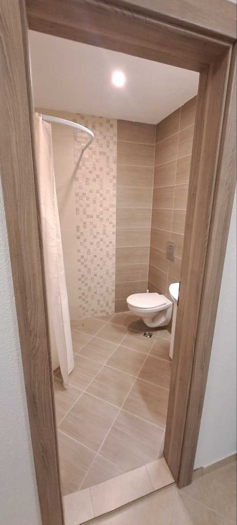 Продава се Двустаен апартамент в Плевен, Идеален център - 78 кв.м за 1475 €/кв.м - Снимка #8