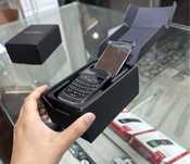 Perfectum Verizon Black berry 9670 + nomer bonus