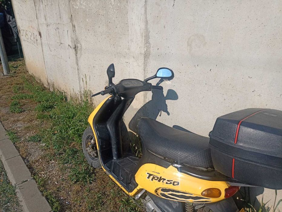 Vând scuter Piaggio taipoon