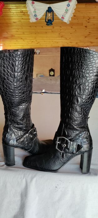 Cizme piele, mărimea 39-40,NOI, donaldi Plimer