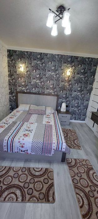 Xalqlar dostligi metro tarafda arenda kvartira srochno