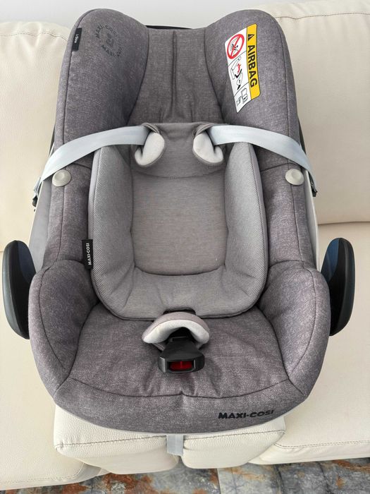 Scoica bebe Maxi Cosi plus baza isofix scaun auto perfecte