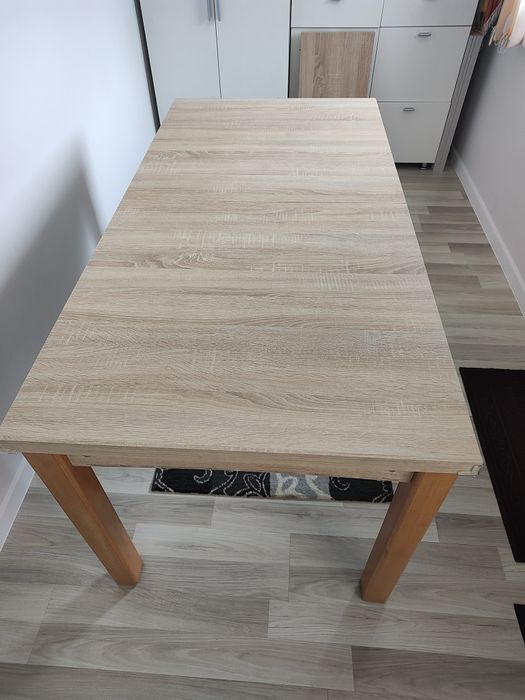 De vanzare masa extensibilă