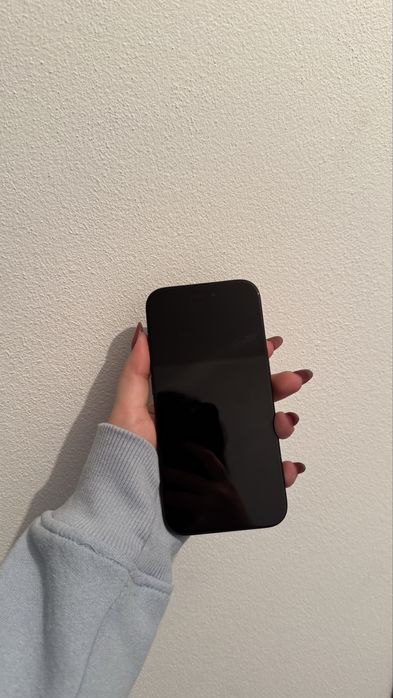 Iphone 15 128gb sanatate baterie 87%