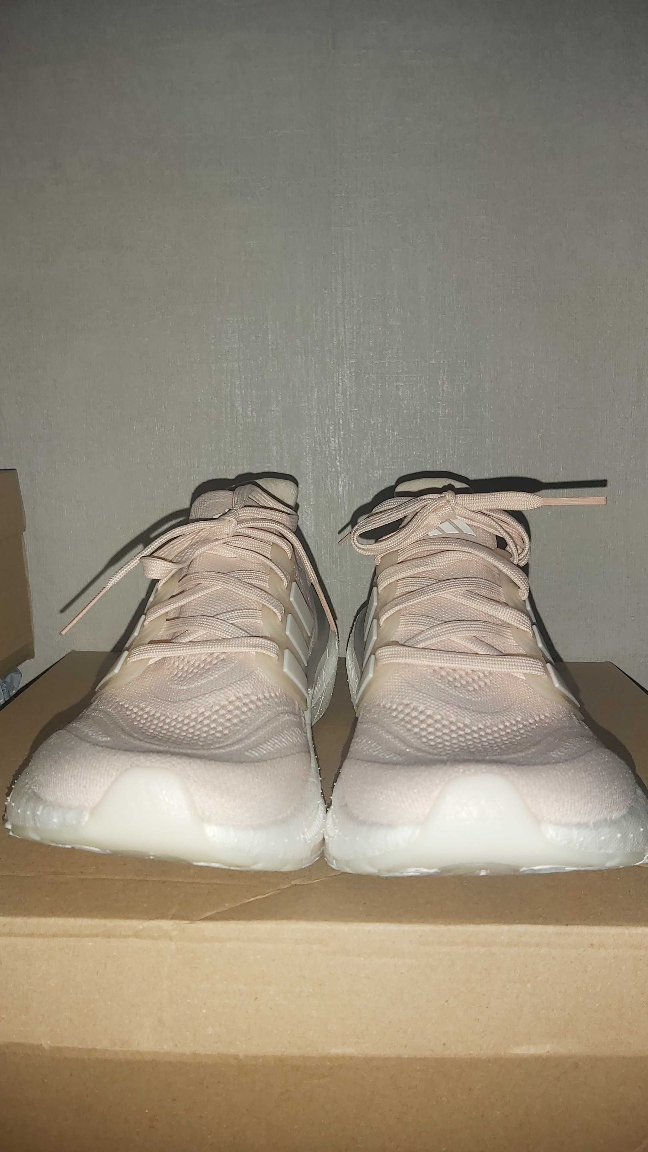 Adidas UltraBoost 23 Light - Номер 38
