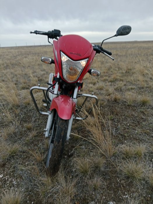 HONDA 125куб.хорошем состояний все работает и светится