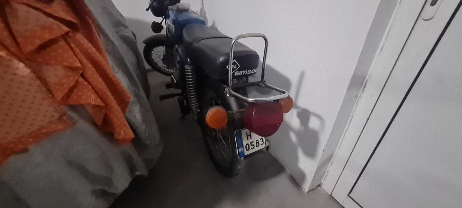 Продавам Simson S50 регистриран
