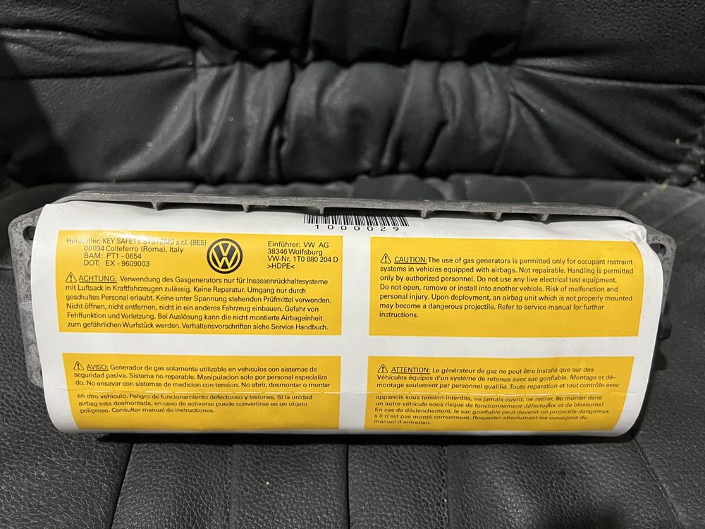 Части от Volkswagen Caddy, Touran, Golf, Passat