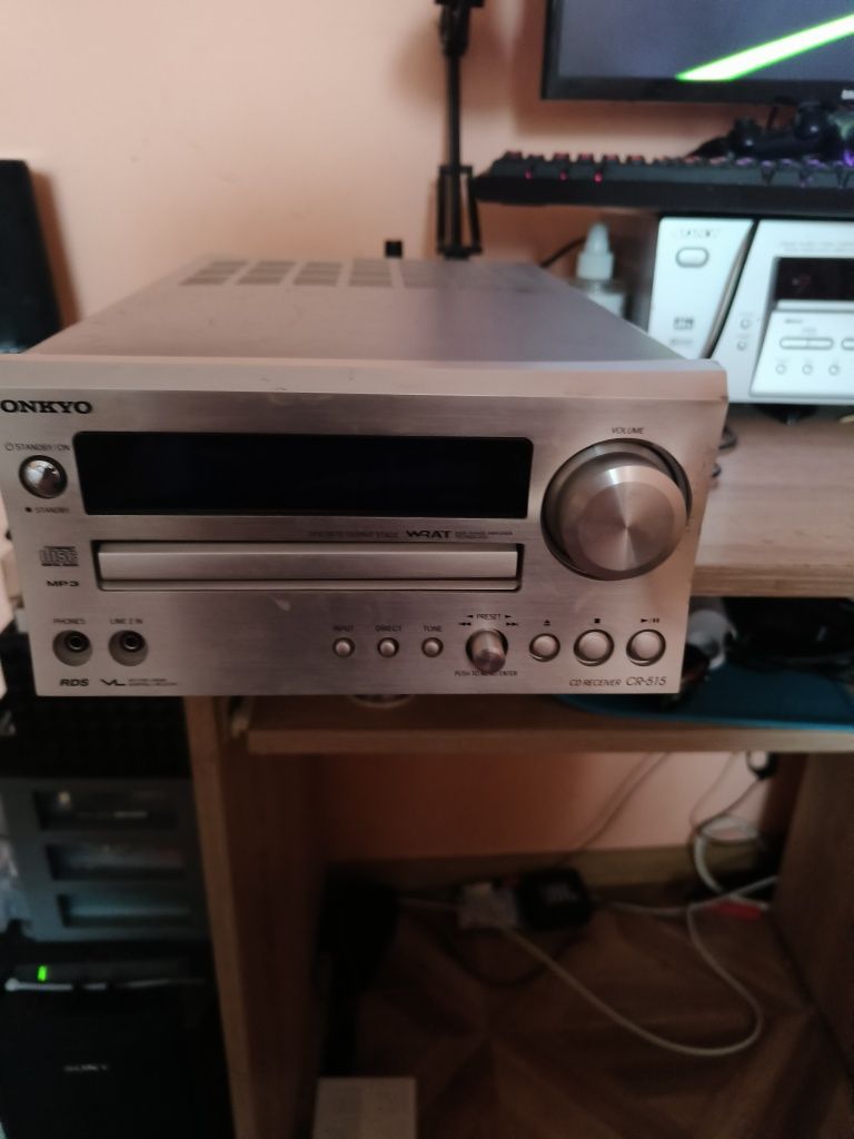 Combina Onkyo  cu CD mp3