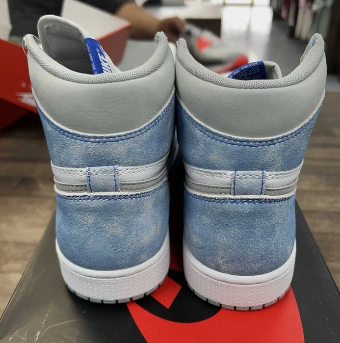 *PROMOTIE* Jordan 1 Hyper Royal - verificare colet