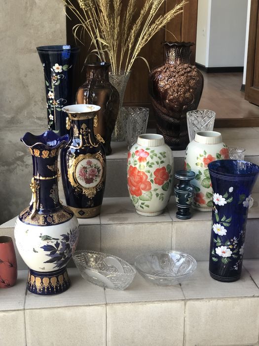 Продаю напольные декоративные вазы