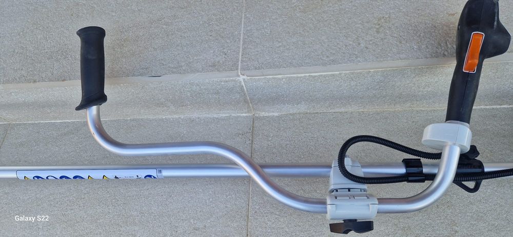 Stihl motocoasă pe acumulator