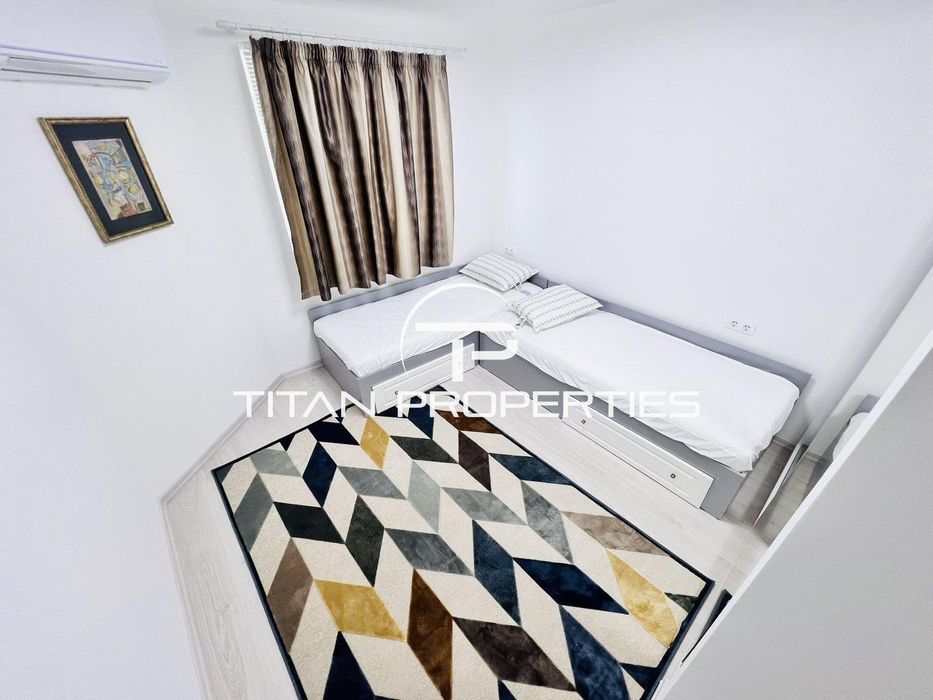 Дава се под наем Тристаен апартамент в Бургас, Център - 90 кв.м за 663 € - Снимка #4