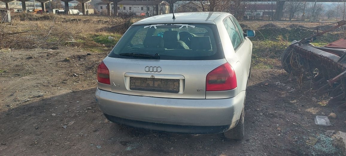 Audi A3 2000г. 1.6i