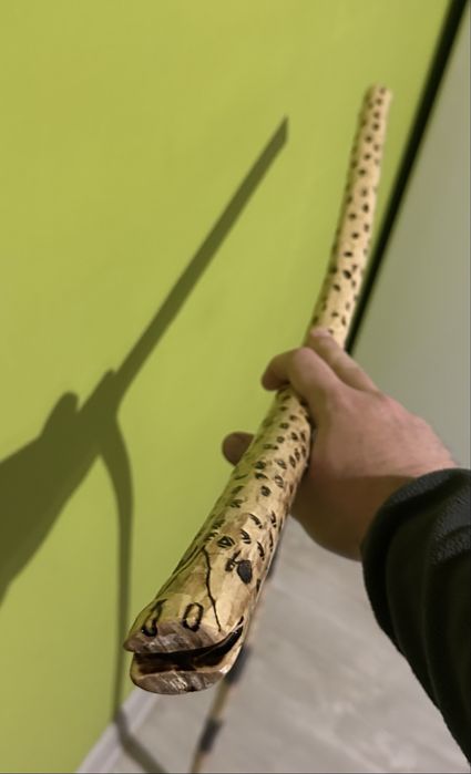 Продавам тояги за сурва