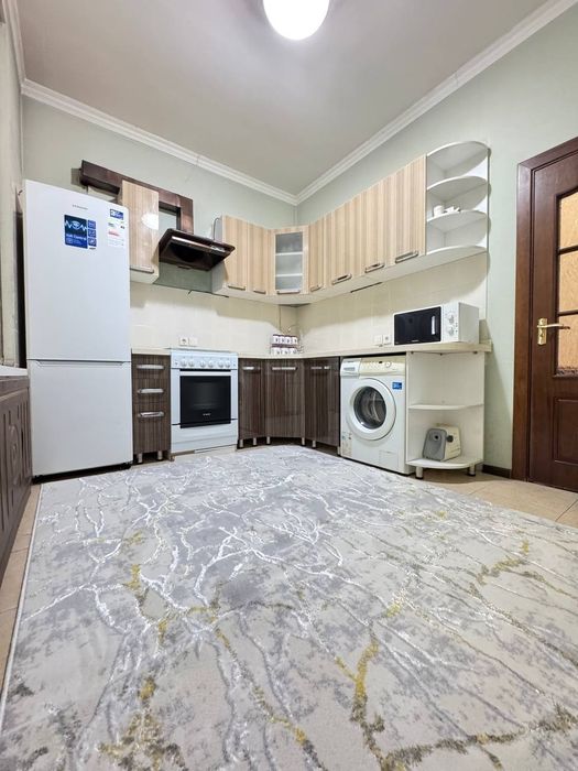 Продаётся квартира Чиланзар 1 квартал Высокопотолочка 2/4/4