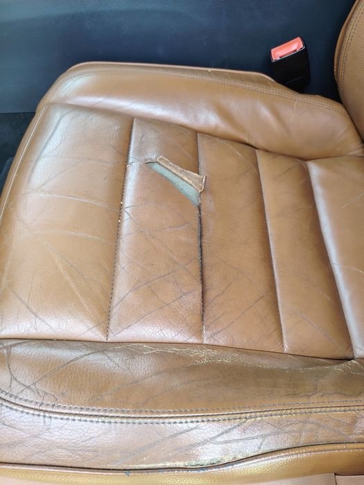 Vând Touareg sau schimb cu autoutilitara