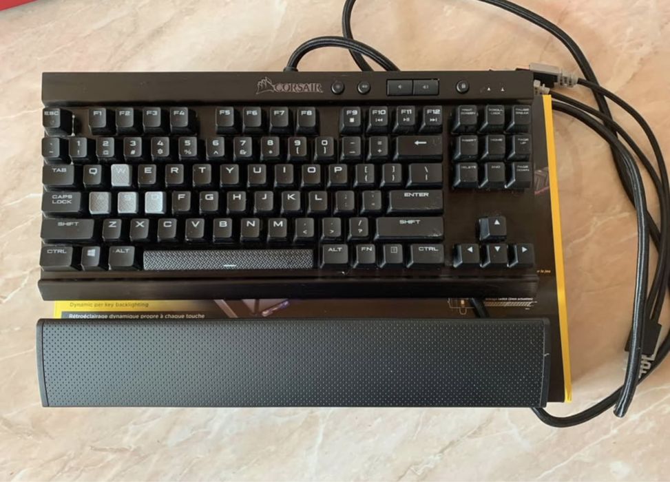 Tastatura Mecanica CORSAIR K65 RGP RAPID FIRE