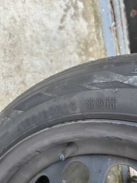 Vand set 4 anvelope de iarna plus jante tabla R16