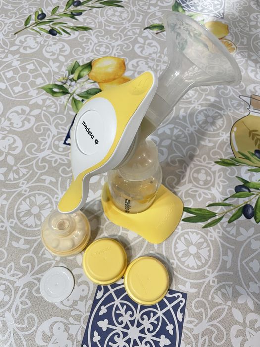 Ручной молокоотсос Medela